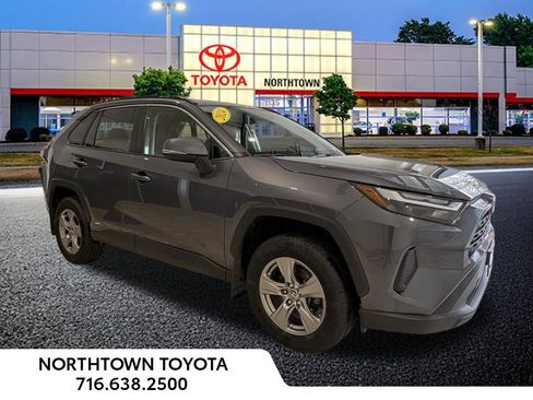 Used 2024 Toyota RAV4 LE AWD/4WD image 27