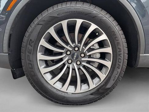 Used 2022 Lincoln Aviator Reserve w/ Equipment Group 201A AWD/4WD image 22