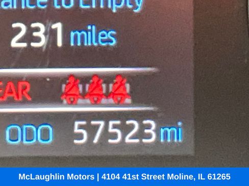 Used 2022 Toyota RAV4 XLE Premium image 16