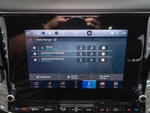Used 2022 Jeep Wagoneer Series II w/ Premium Group I AWD/4WD image 23