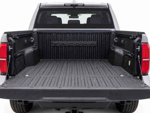 Used 2025 Toyota Tacoma TRD Sport RWD image 13