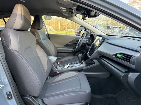 Used 2025 Subaru Crosstrek 2.0i Premium image 19