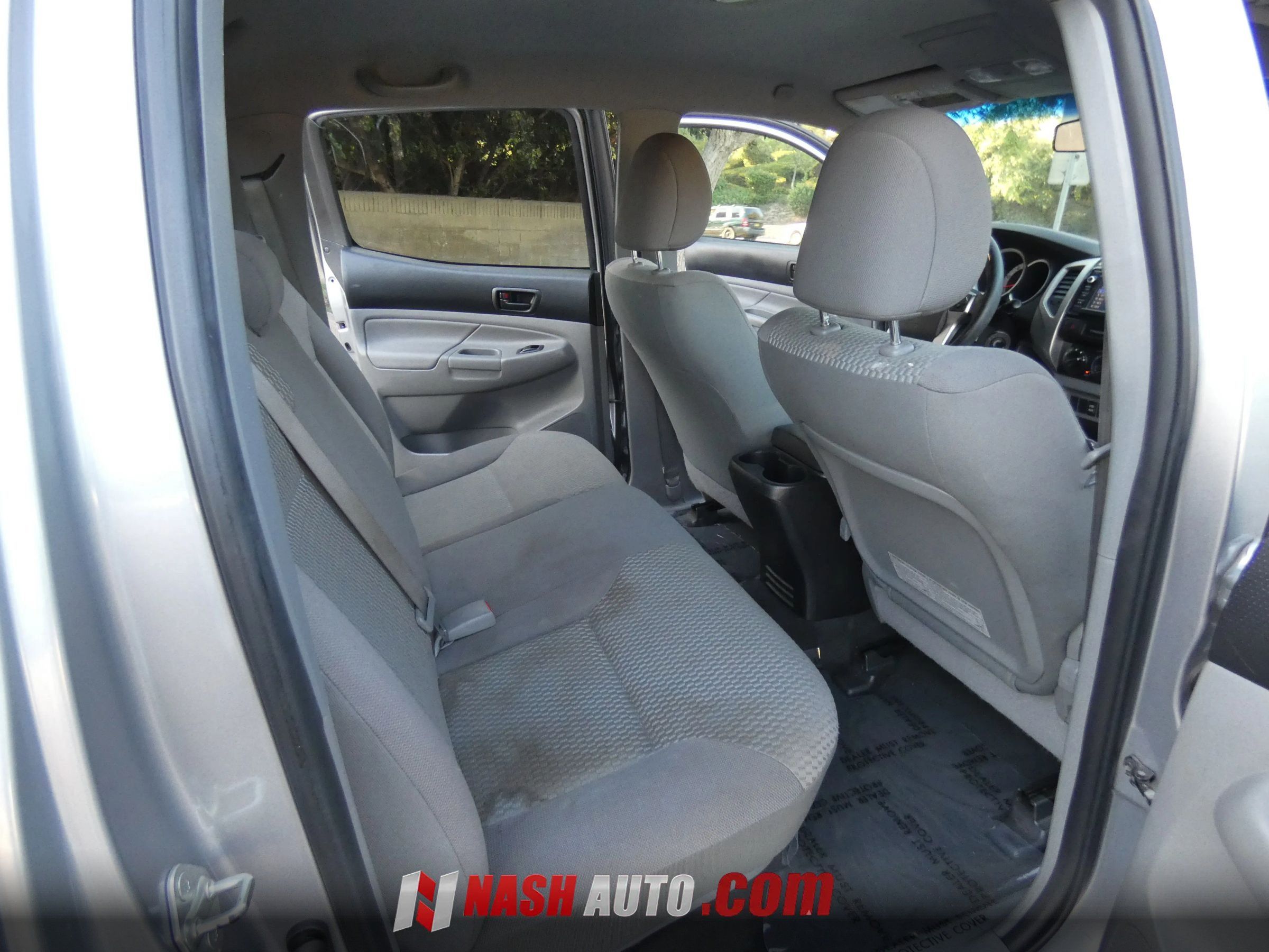 Used 2015 Toyota Tacoma PreRunner w/ SR5 Package RWD image 25