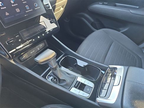 Used 2022 Hyundai Santa Cruz SEL Premium image 25