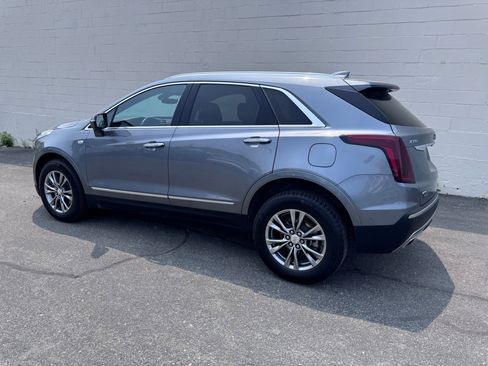 Used 2021 Cadillac XT5 Premium Luxury image 3