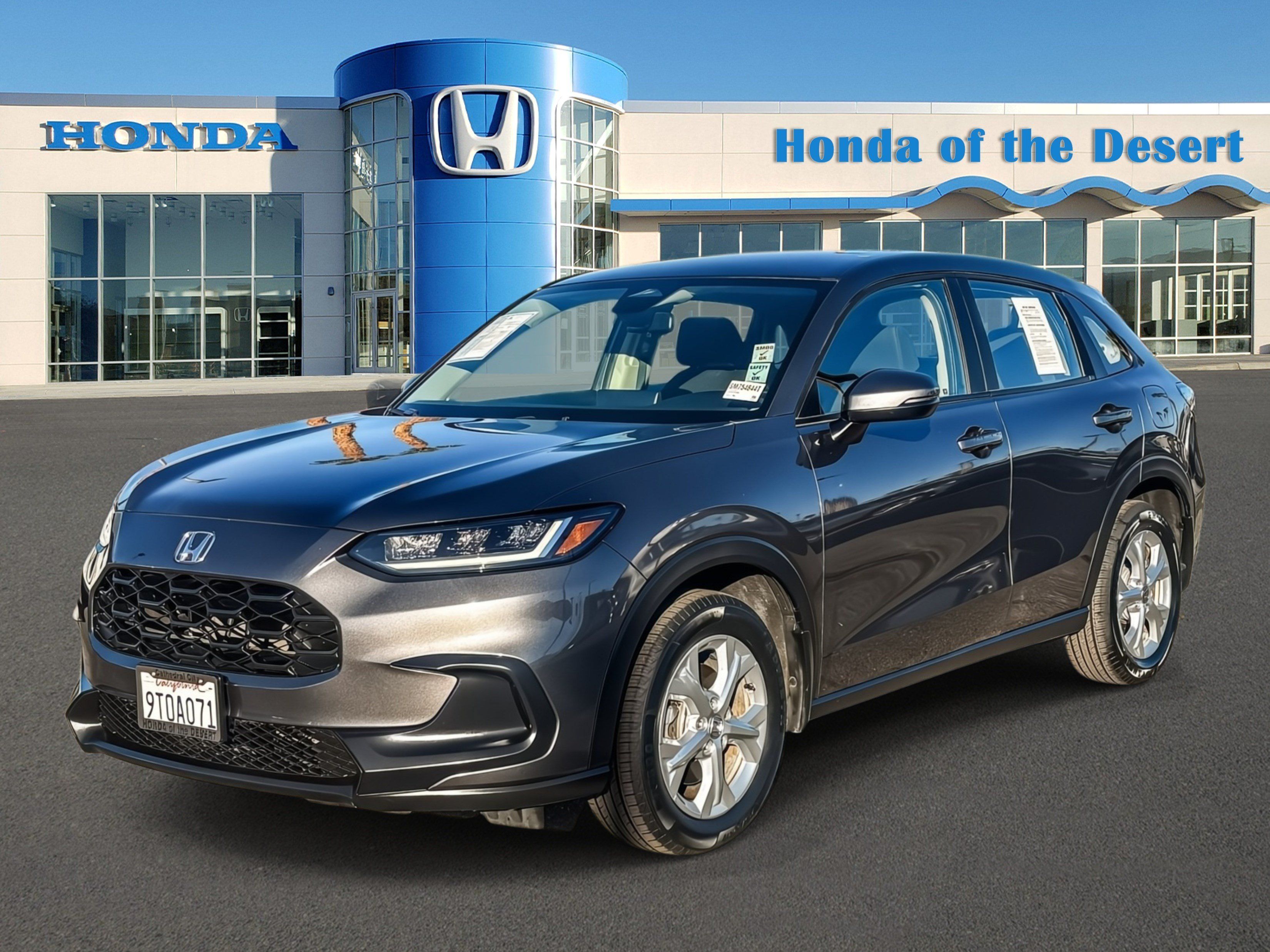 Certified 2025 Honda HR-V LX image 3