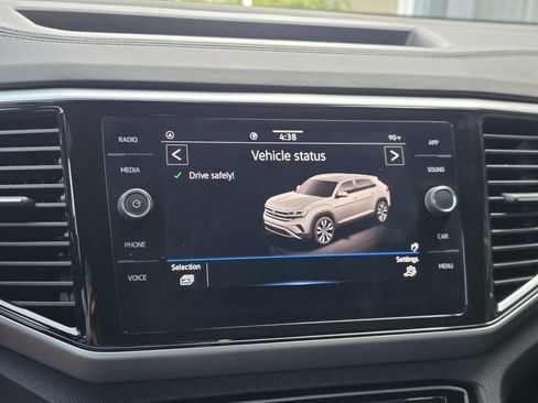 Used 2023 Volkswagen Atlas Cross Sport SE FWD image 15