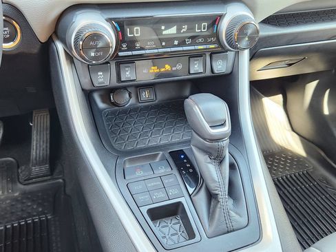Used 2024 Toyota RAV4 XLE Premium w/ Weather Package AWD/4WD image 21