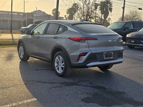 New 2026 Buick Envista Preferred image 7