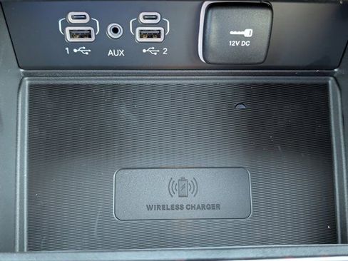 New 2025 Jeep Grand Cherokee Limited w/ Luxury Tech Group II image 22