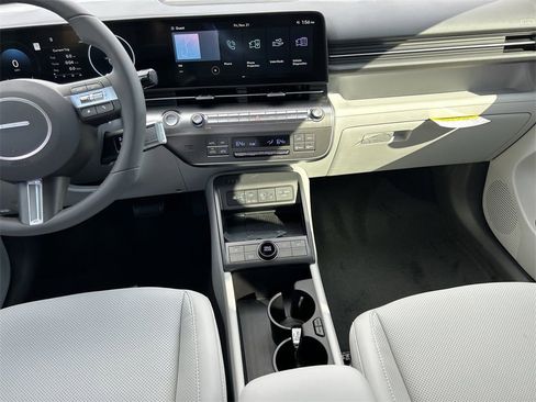 New 2026 Hyundai Kona SEL Premium image 5