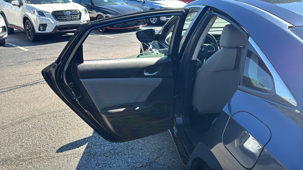 Used 2020 Honda Civic EX image 27