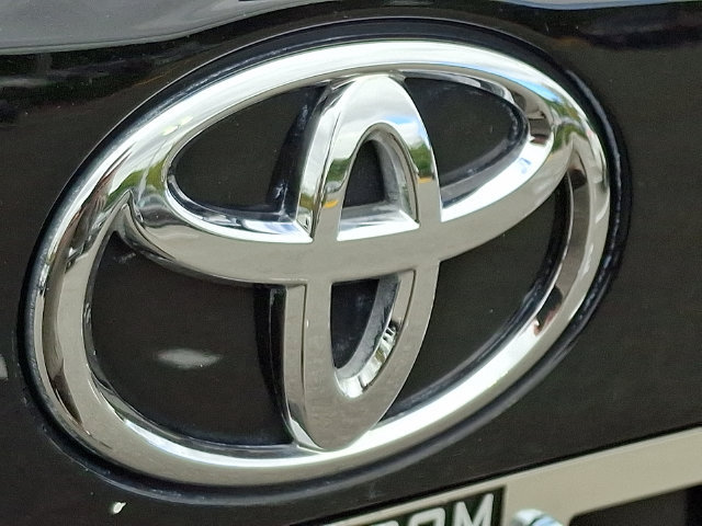 Used 2024 Toyota RAV4 Adventure AWD/4WD image 28