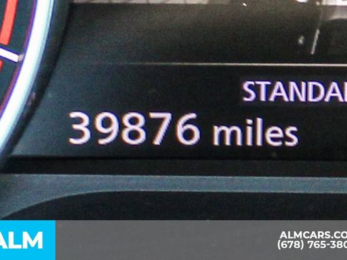 Used 2025 Nissan Rogue SV FWD image 39