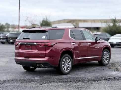 Used 2023 Chevrolet Traverse Premier image 7