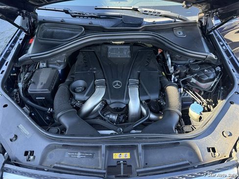 Used 2018 Mercedes-Benz GLS 550 4MATIC image 31