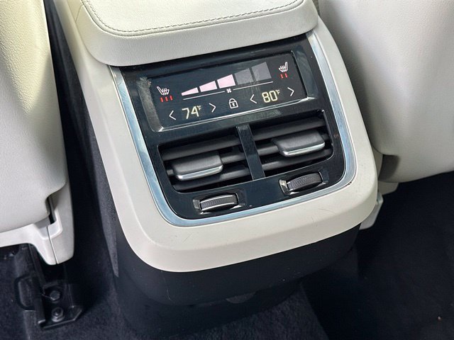 Certified 2023 Volvo XC90 B6 Core w/ Climate Package AWD/4WD image 15