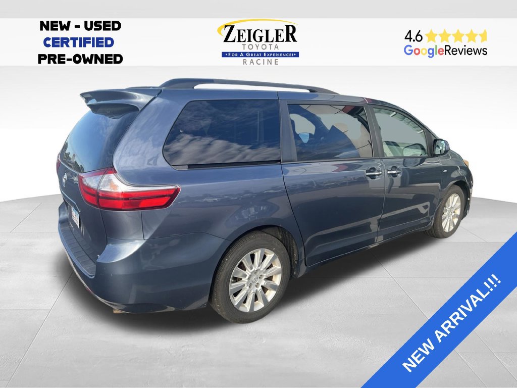 Used 2016 Toyota Sienna XLE AWD/4WD image 3