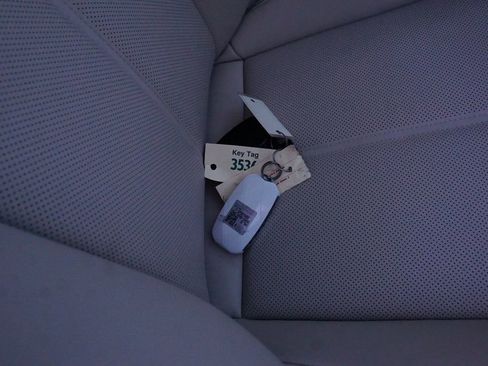 Certified 2026 Genesis G70 2.5T image 23