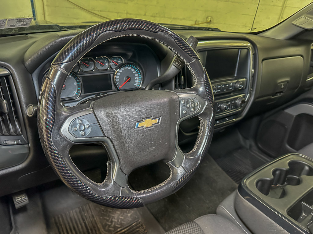 Used 2018 Chevrolet Silverado 1500 LT w/ LPO, Black Pack AWD/4WD image 22