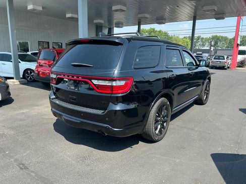 Used 2018 Dodge Durango R/T w/ Technology Group AWD/4WD image 11