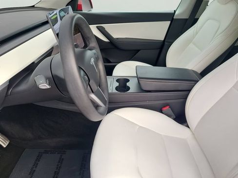 Used 2022 Tesla Model Y Performance AWD/4WD image 23
