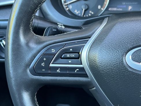 Used 2022 INFINITI QX50 Luxe w/ Cargo Package AWD/4WD image 26