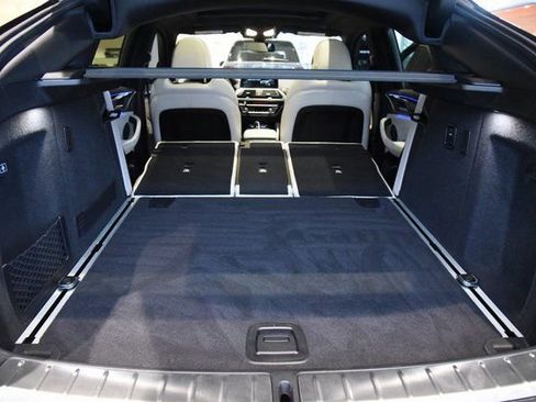 Used 2019 BMW X4 M40i image 25