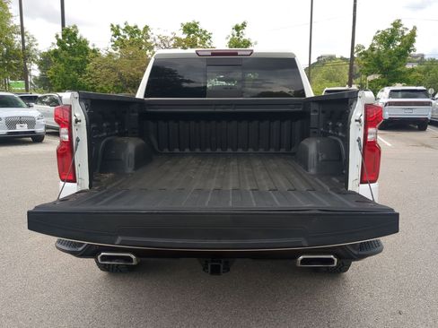 Used 2021 Chevrolet Silverado 1500 LT Trail Boss w/ Convenience Package II image 22
