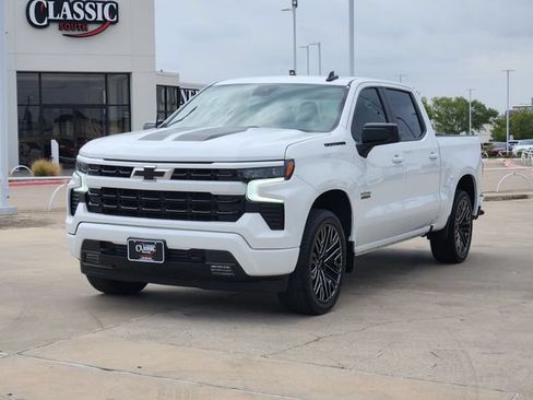 Used 2022 Chevrolet Silverado 1500 RST w/ Rally Edition RWD image 10