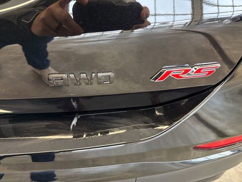 Used 2024 Chevrolet Equinox RS w/ RS Leather Package image 27