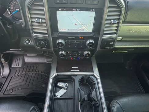 Used 2017 Ford F350 Platinum w/ Platinum Ultimate Package image 21