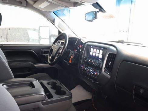 Used 2015 Chevrolet Silverado 2500 LT w/ LT Convenience Package image 37