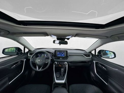 Used 2021 Toyota RAV4 XLE w/ Convenience Package image 37