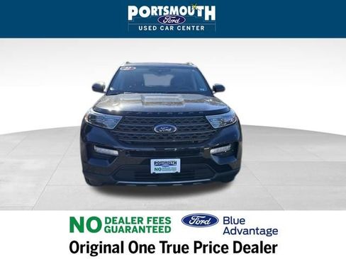 Certified 2022 Ford Explorer XLT w/ Equipment Group 202A image 9