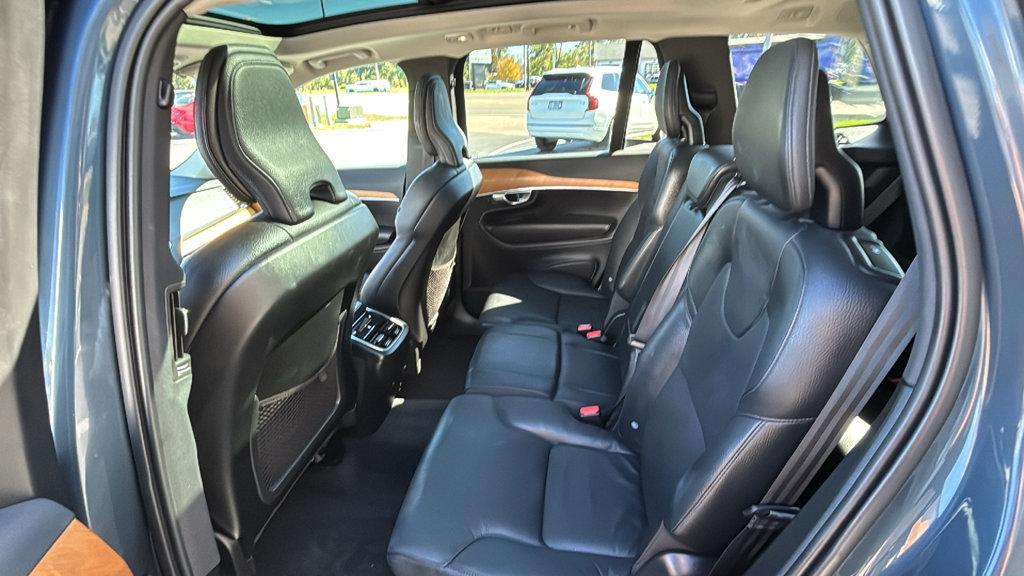 Certified 2024 Volvo XC90 B6 Plus w/ Protection Package Premier AWD/4WD image 10