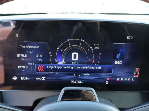 Used 2024 Chevrolet Traverse RS w/ LPO, Floor Liner Package image 18