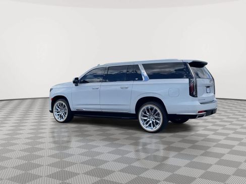 Used 2023 Cadillac Escalade ESV Premium Luxury w/ LPO, Floor Liner Package AWD/4WD image 6