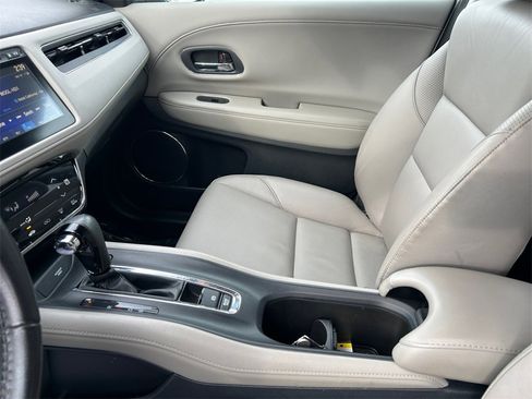 Used 2018 Honda HR-V EX-L image 26