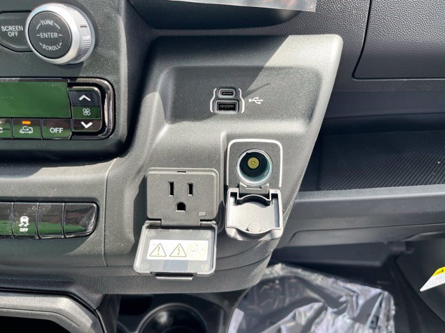 New 2026 RAM ProMaster 2500 w/ Convenience Group FWD image 31