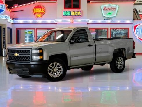 Used 2015 Chevrolet Silverado 1500 W/T w/ WT Convenience Package RWD image 2