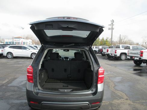 Used 2017 Chevrolet Equinox LT w/ Convenience Package image 5