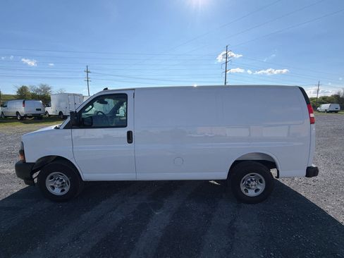 New 2025 Chevrolet Express 2500 w/ Driver Convenience Package image 18