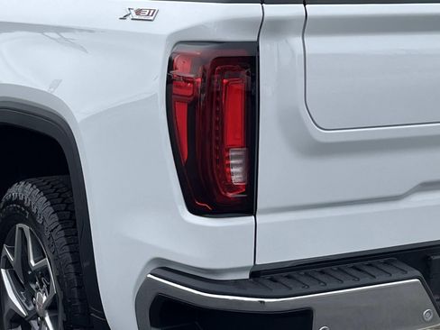 New 2026 GMC Sierra 1500 SLT w/ SLT Premium Plus Package image 5