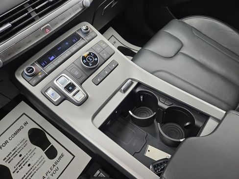 Used 2022 Hyundai Palisade SEL w/ Premium Package image 27