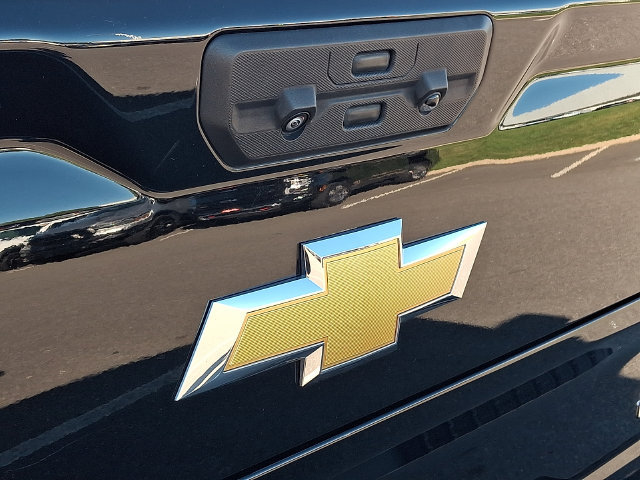 Used 2026 Chevrolet Silverado 1500 High Country w/ High Country Premium Package AWD/4WD image 32