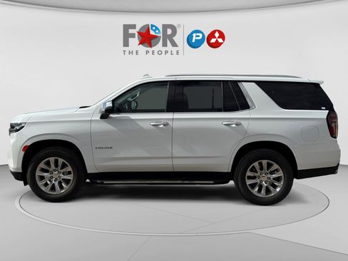 Used 2024 Chevrolet Tahoe Premier RWD image 2
