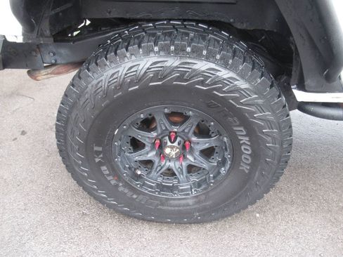 Used 2016 Jeep Wrangler Unlimited Sport AWD/4WD image 9