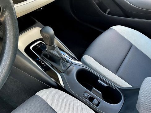 Used 2024 Toyota Corolla LE image 16