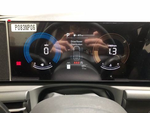 New 2026 Hyundai Tucson SE image 24